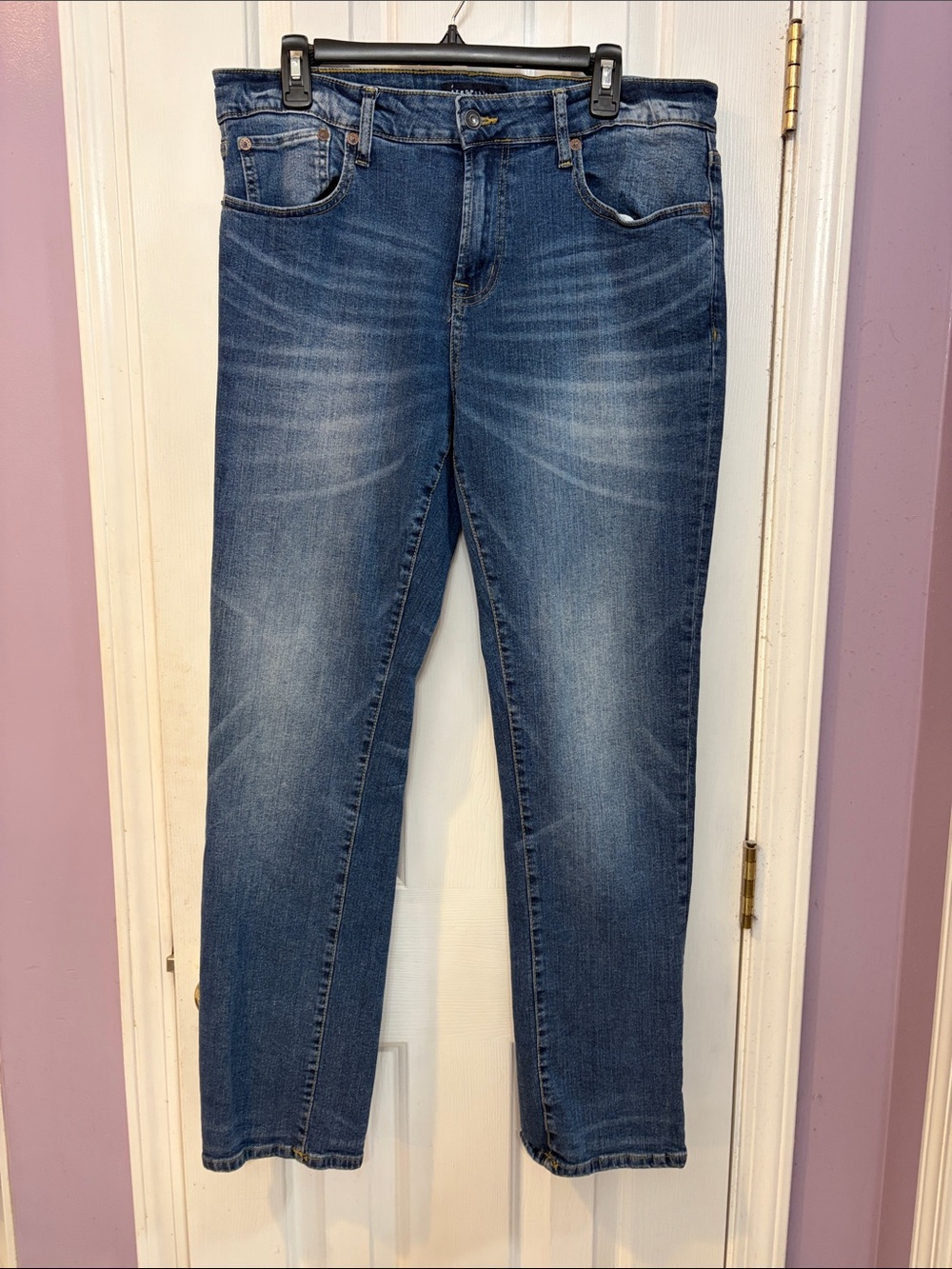Aeropostale Men's Skinny Jeans in Blue Wash